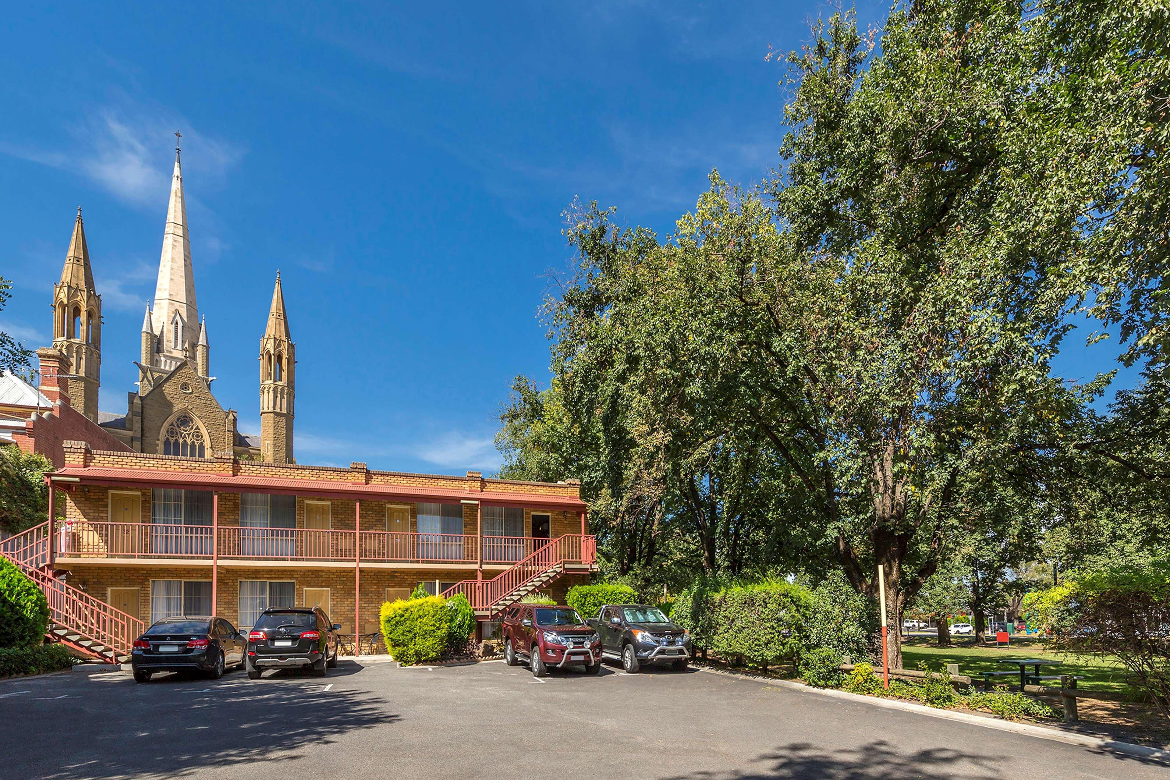 Cathedral Motor Inn Bendigo Exterior foto